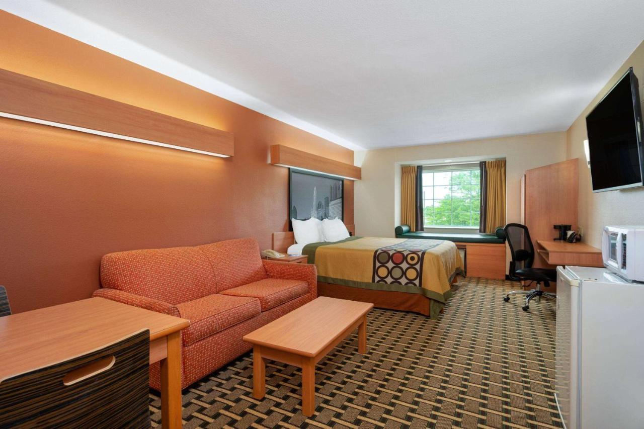 Super 8 By Wyndham Columbus West Hotel Eksteriør billede